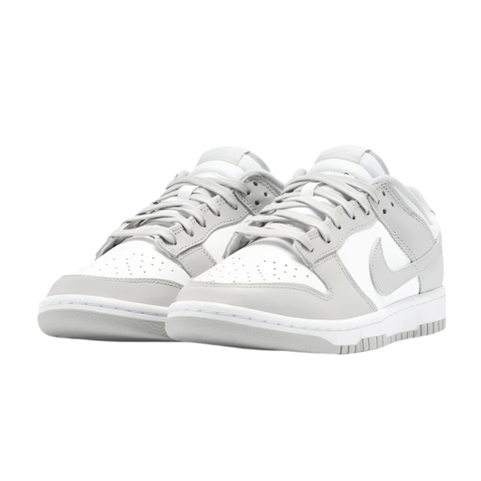 NIKE SB DUNK TRAINERS (GREY FOG)